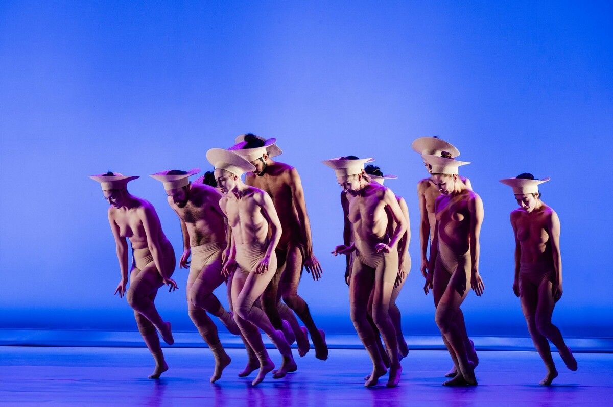 Marie Chouinard verbindet Bachs „Magnificat“ und Strawinskys „Le Sacre du printemps“.⇒Sylvie-Ann Paré