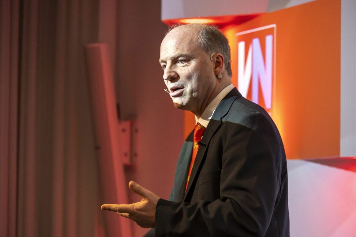 Matthias Sutter präsentierte das neue Buch bei Russmedia in Schwarzach.⇒VN/RP