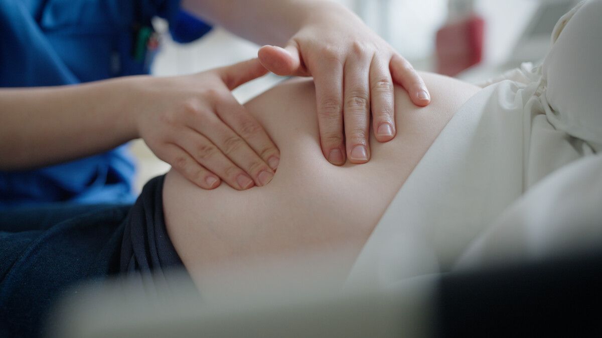 Nach dem Ende der Geburtshilfeabteilung ist die ambulante Betreuung von Schwangeren im Landeskrankenhaus Bludenz in den Mittelpunkt gerückt. ⇒vlkh