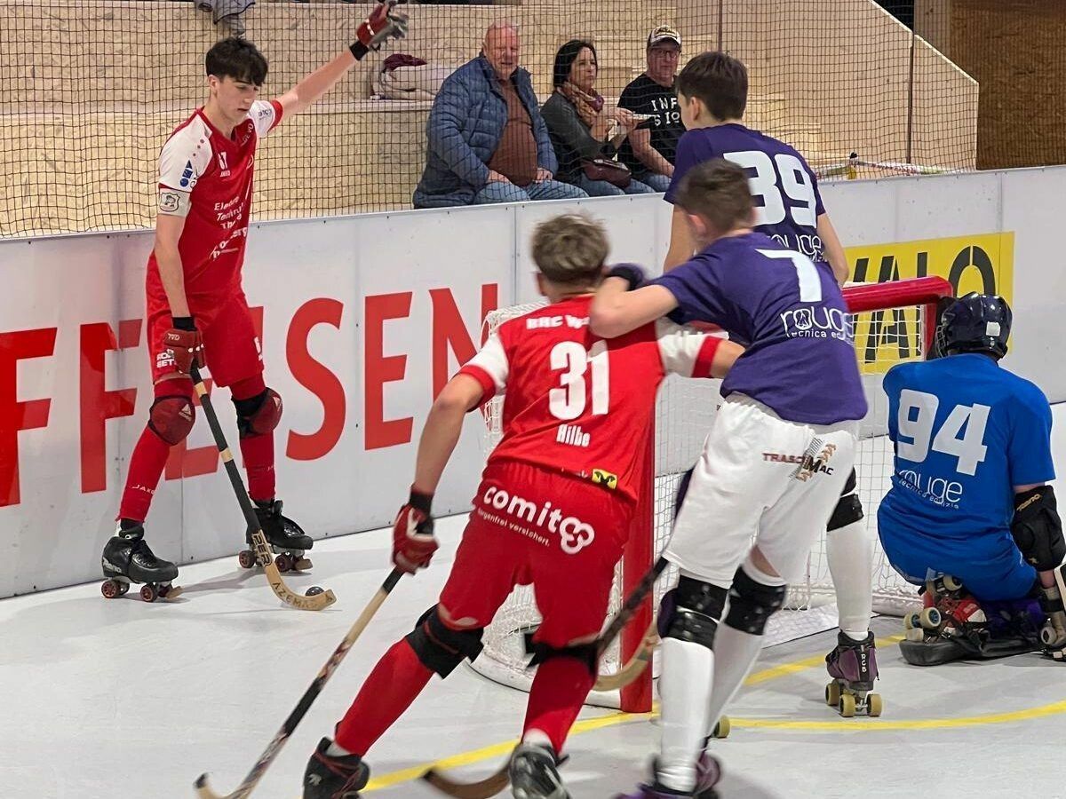 RHC Wolfurt kämpft am 8. März in Biasca um Rang sechs – ein Sieg würde den Heimvorteil in den Play-outs sichern. ⇒RHC