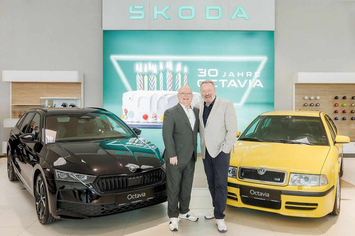 Skoda Österreich-Chef Markus Stifter und Porsche Austria-GF Wolfgang Wurm haben gut lachen: Skoda fuhr 2025 ein Traumergebnis ein. ⇒S. Pabeschitz