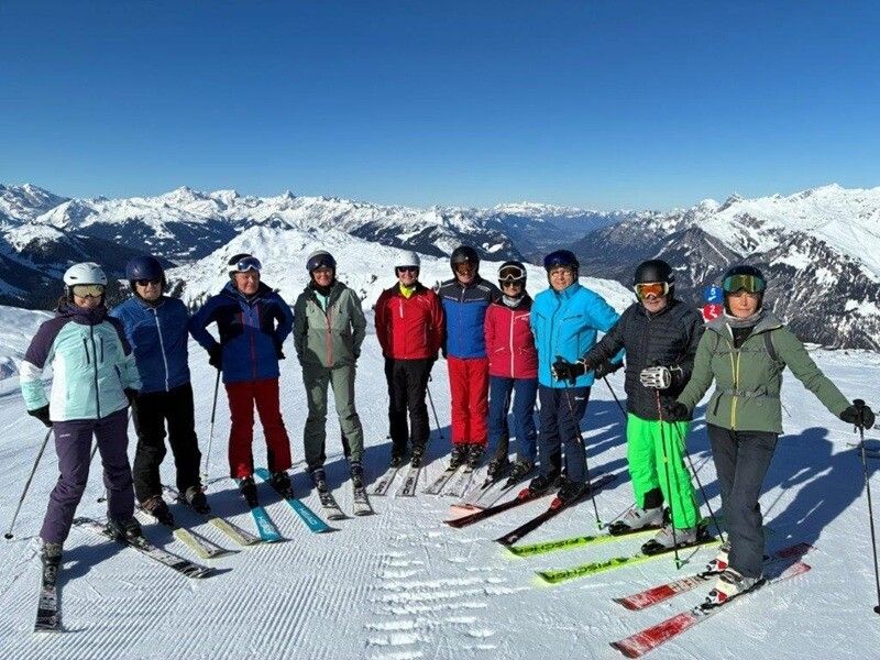 Strahlender Sonnenschein und beste Bedingungen beim gemeinsamen Schitag am Sonnenkopf. ⇒Pensionistenverband Vorarlberg
