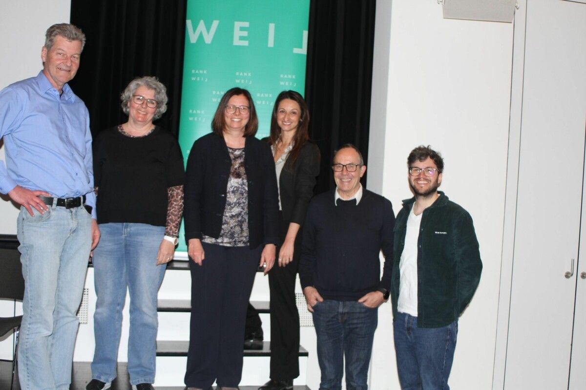 v.l.: Wolfgang Müller, Cornelia Engler, Katharina Wöß-Krall, Simone Sturn, Andreas Prenn und Johannes Herburger informierten die Bürger über die Budgetlage. ⇒VN/TK