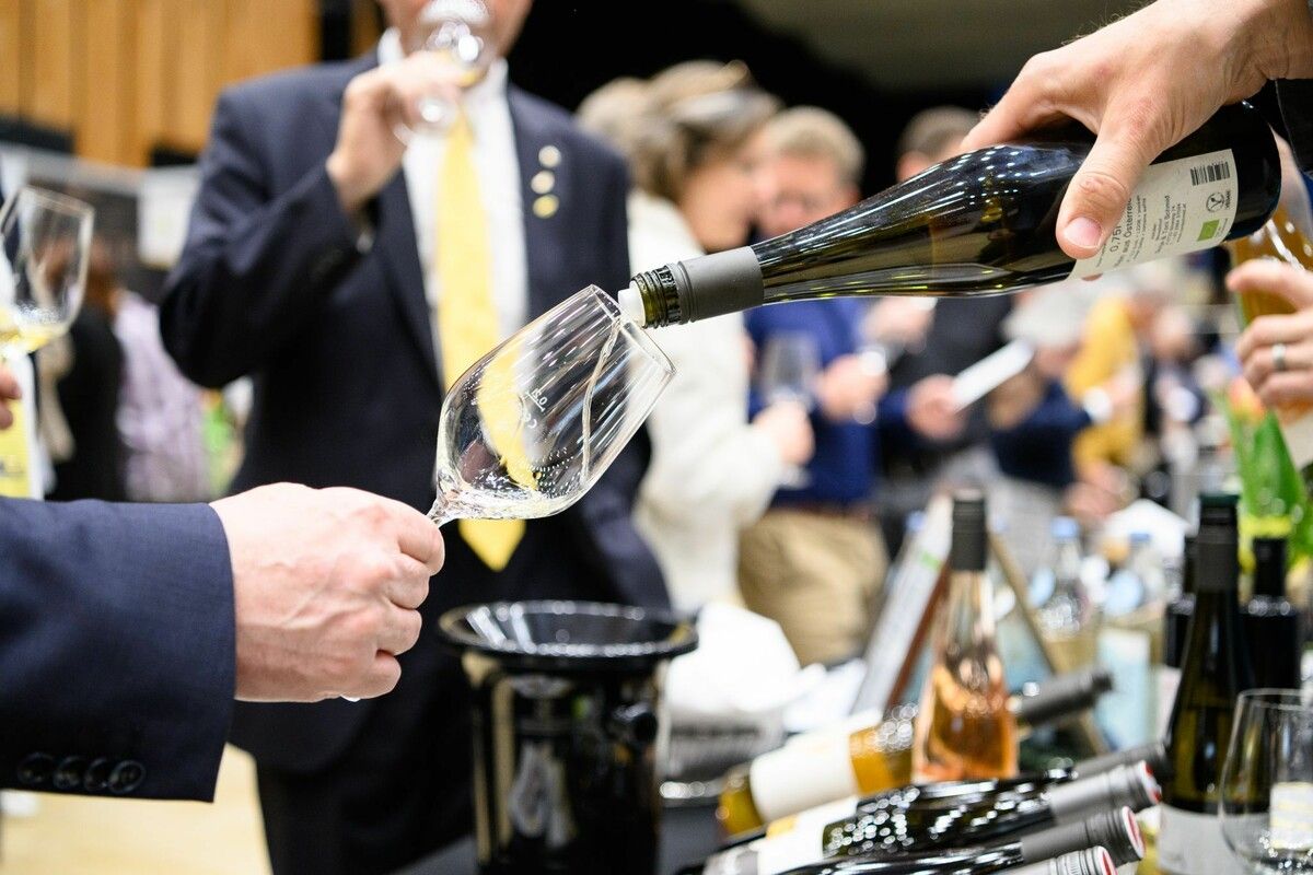 VN-Abonnent:innen besuchen die Vinobile zum Vorteilspreis. ⇒Matthias Rhomberg