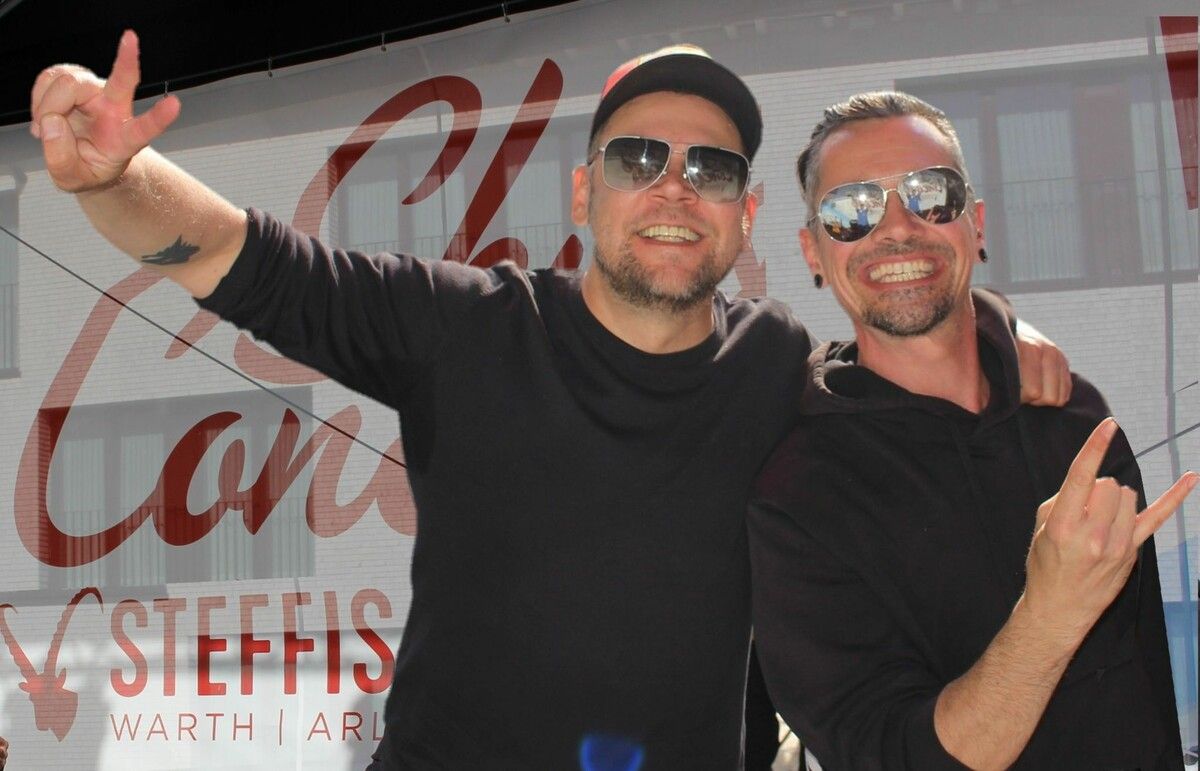 Wiedersehen und Wiederhören mit Falke & Eule am Samstag, 15 Uhr, in der Warth Arena. ⇒