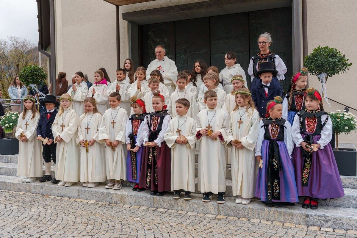 Achtzehn Kinder erhielten am vergangenen Sonntag ihre Erstkommunion.⇒sto