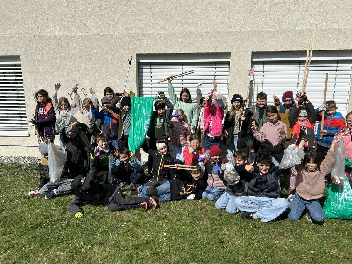 Am Ende präsentierten die Kids stolz, was sie gesammelt hatten. ⇒Lea Stemer