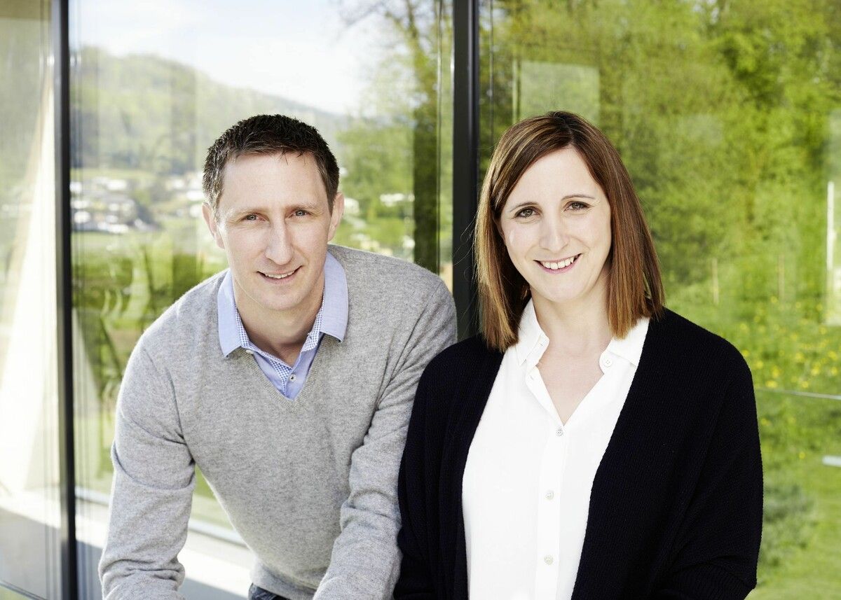 Andreas und Claudia Müller führen das Familienunternehmen seit 2012 in der fünften Generation eigenständig. ⇒Glas Müller/L. Gächter