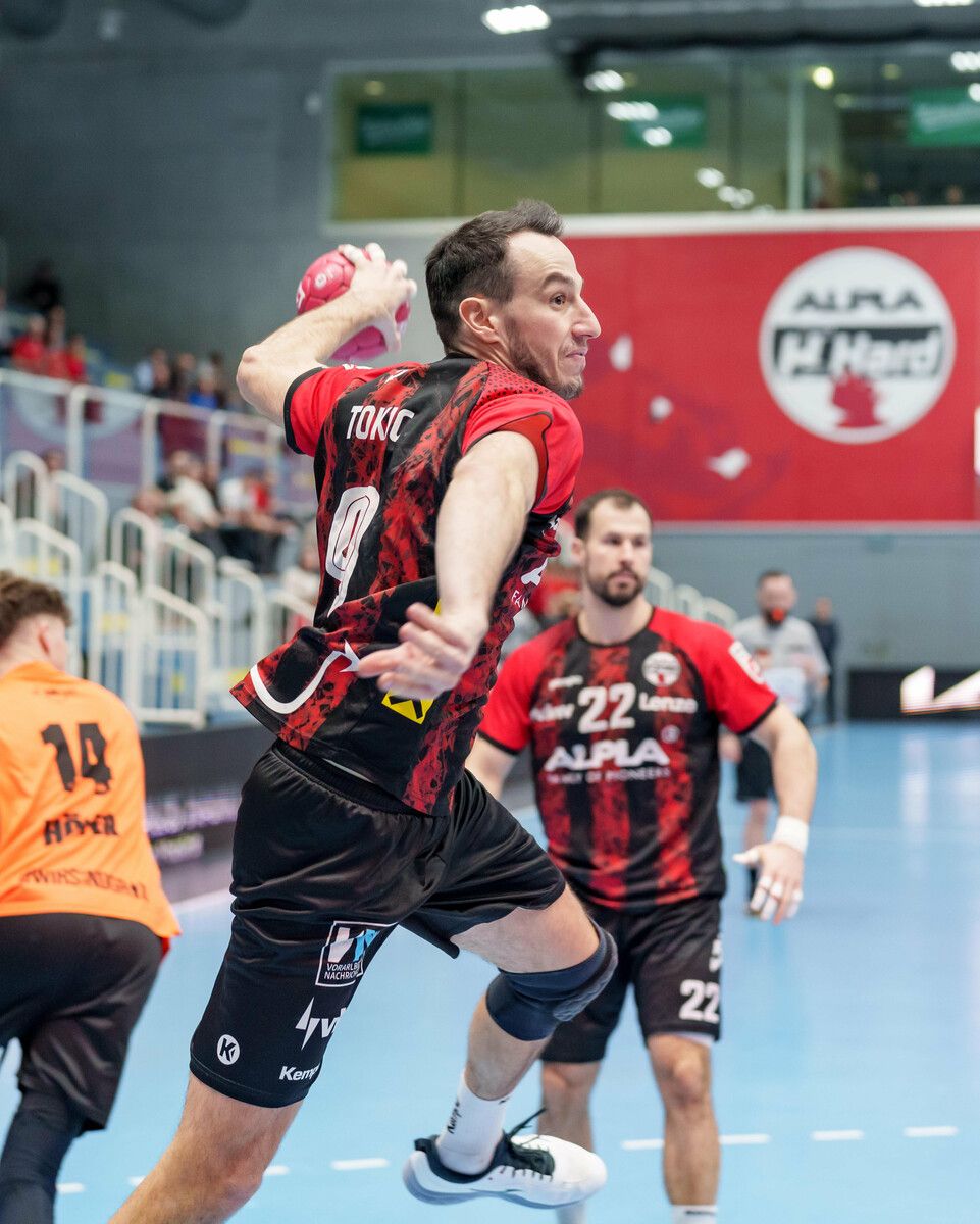Ante Tokic und der Alpla HC Hard wollen mit einem Heimsieg Platz zwei absichern und die gute Ausgangslage für die Viertelfinalserie wahren.⇒GEPA