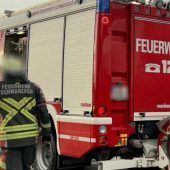 Baustellenradio löst Brand aus: Kleinkind im Spital