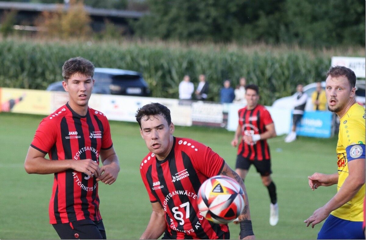 Brederis holt Remis in Meiningen. ⇒VN/TK (2)