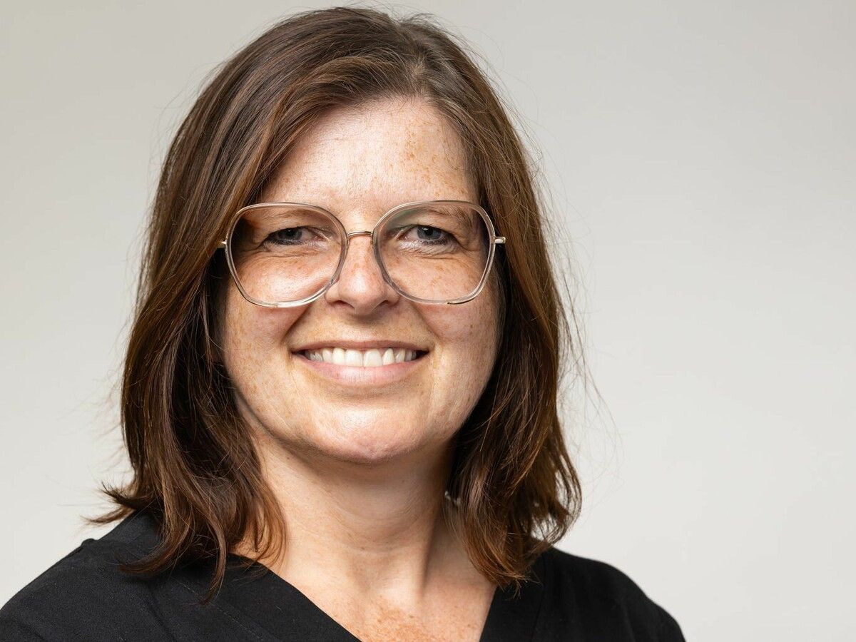 Carmen Schrötter-Lenzi betont den wirtschaftlichen Aspekt des Neubaus. ⇒