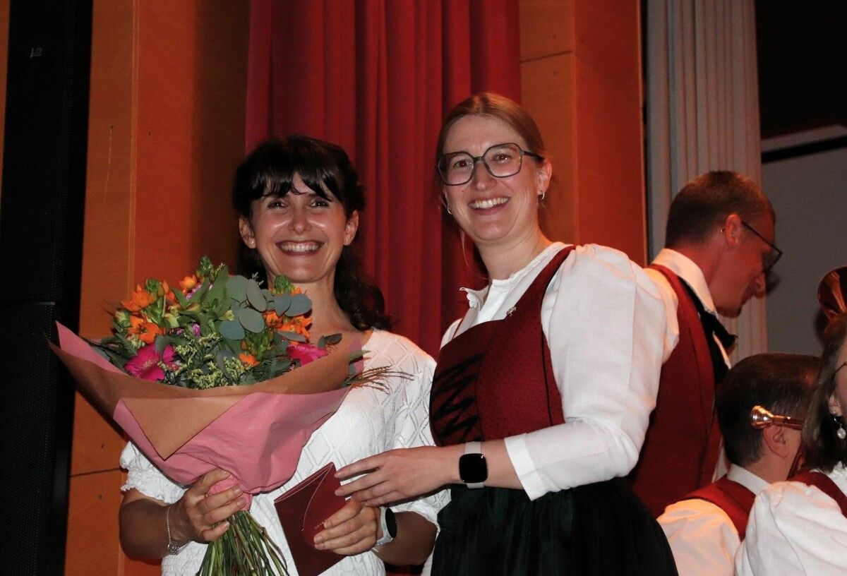 Christina Winder bedankte sich bei Sabrina Violand-Metzler für die Moderation.