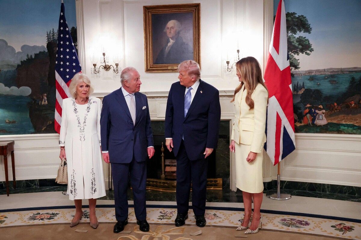 Das britische Königspaar wurde von Donald Trump und seiner Frau Melania herzlich empfangen.⇒afp (3)