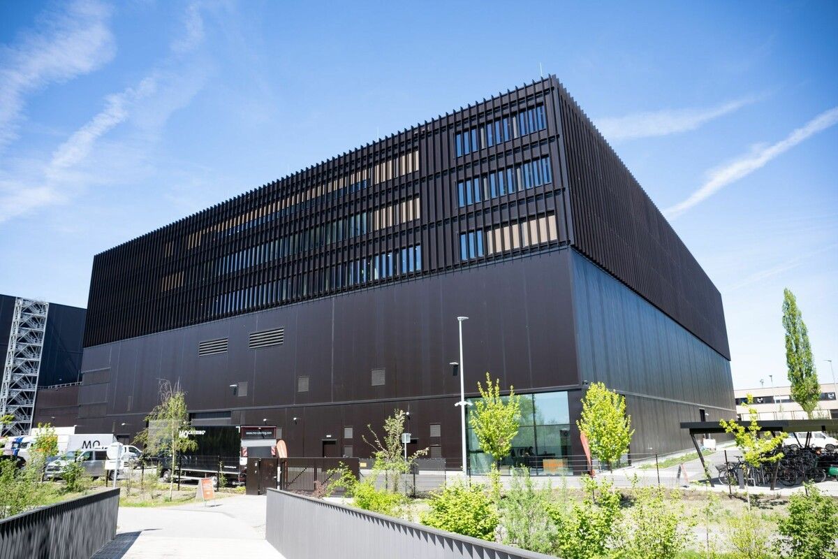 Das neue Logistikzentrum gegenüber dem Güterbahnhof Wolfurt.⇒VN/Serra (3)