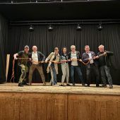 Die Kraft oranger Schnürsenkel