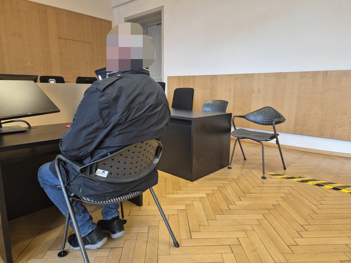 Der 68-Jährige bei der Verhandlung am Landesgericht Feldkirch.⇒Eckert