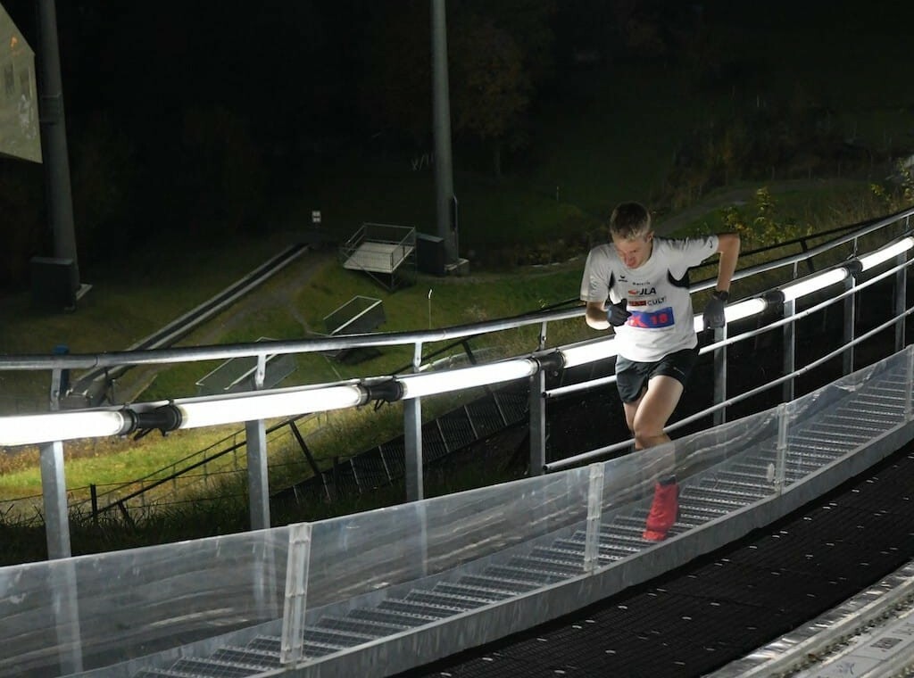 Jakob Mayer war auch bei der sechsten Auflage der X-Challenge das Maß der Dinge und holte sich den Tagessieg. Dasselbe Kunststück gelang seiner Schwester Melanie bei den Frauen.⇒Veranstalter