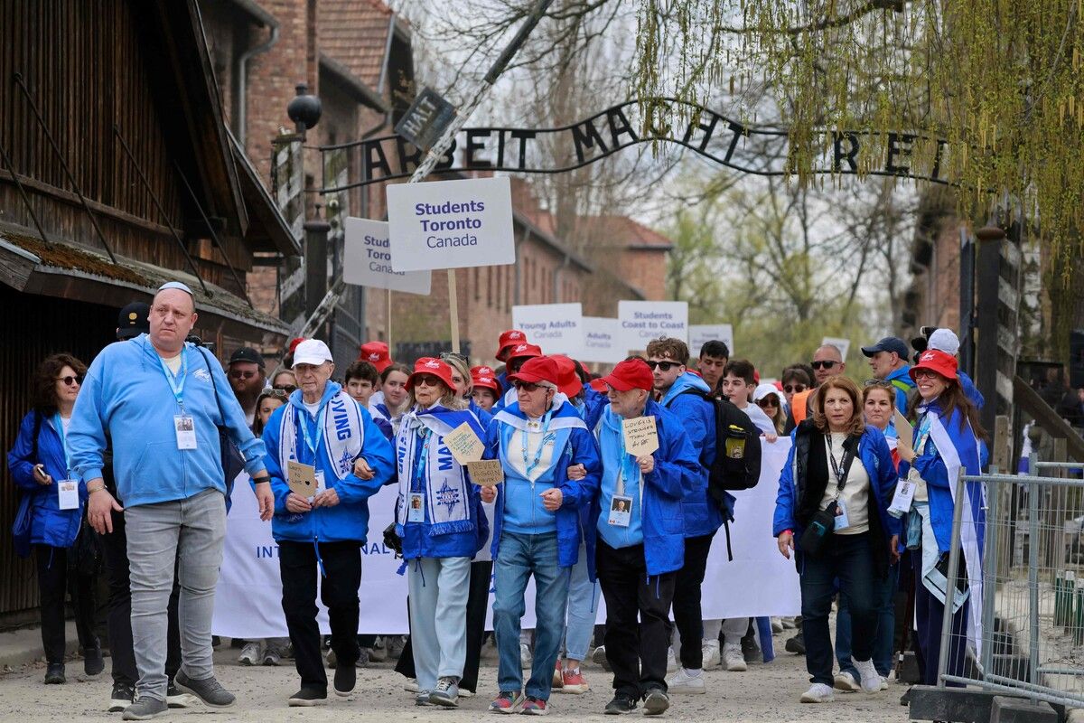 Der Marsch begann in Auschwitz und endete drei Kilometer entfernt in Birkenau.⇒AFP