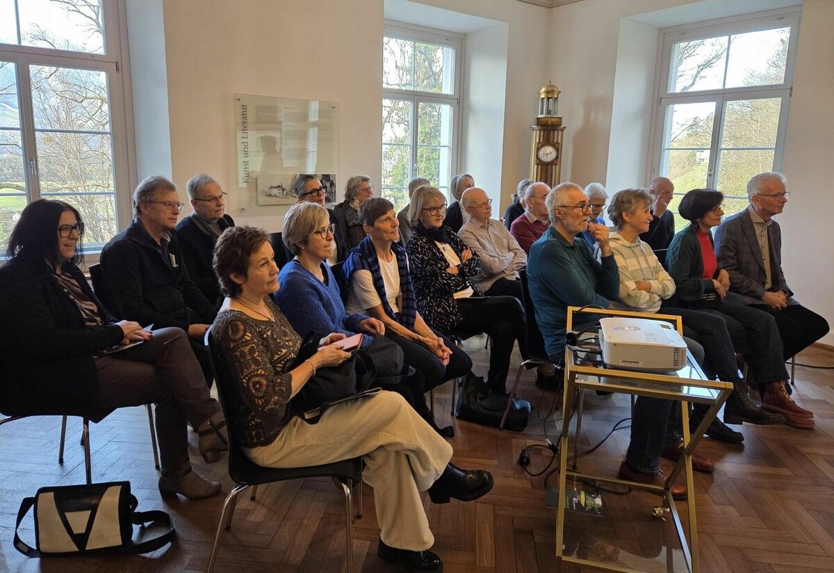 Der Vortrag im Salon auf Falkenhorst war wie immer gut besucht.