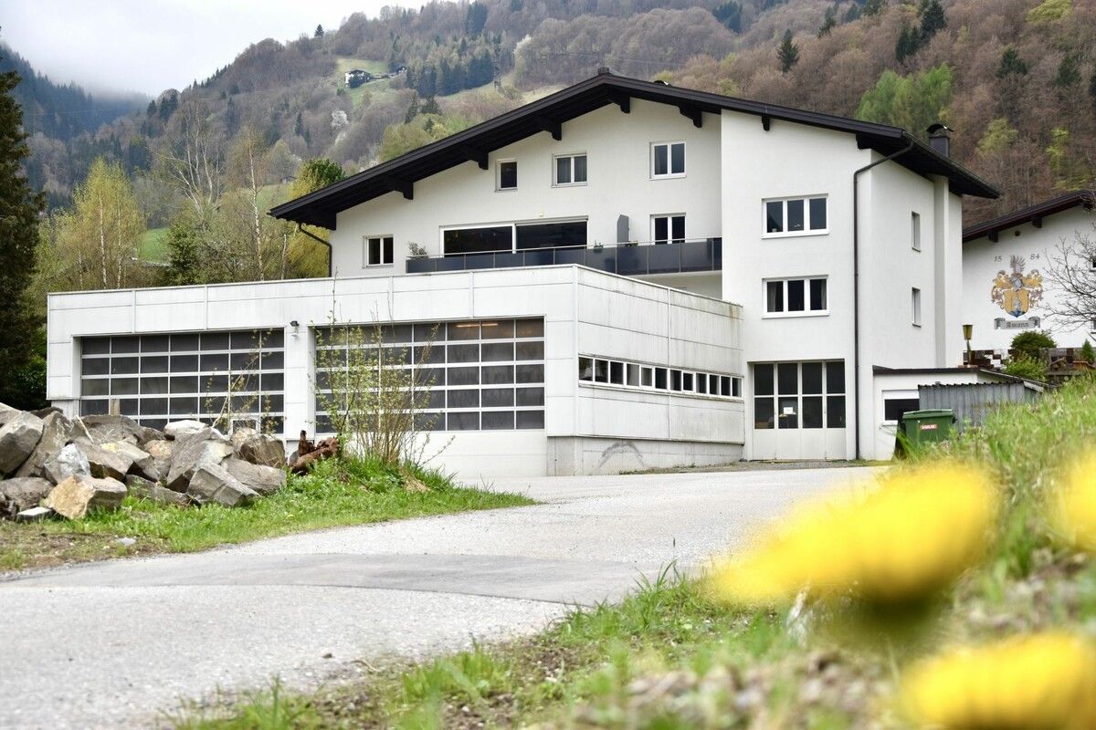 Die ehemalige Büchel-Garage wird der neue Stützpunkt für die Bergrettung Schruns-Tschagguns. ⇒SCO 