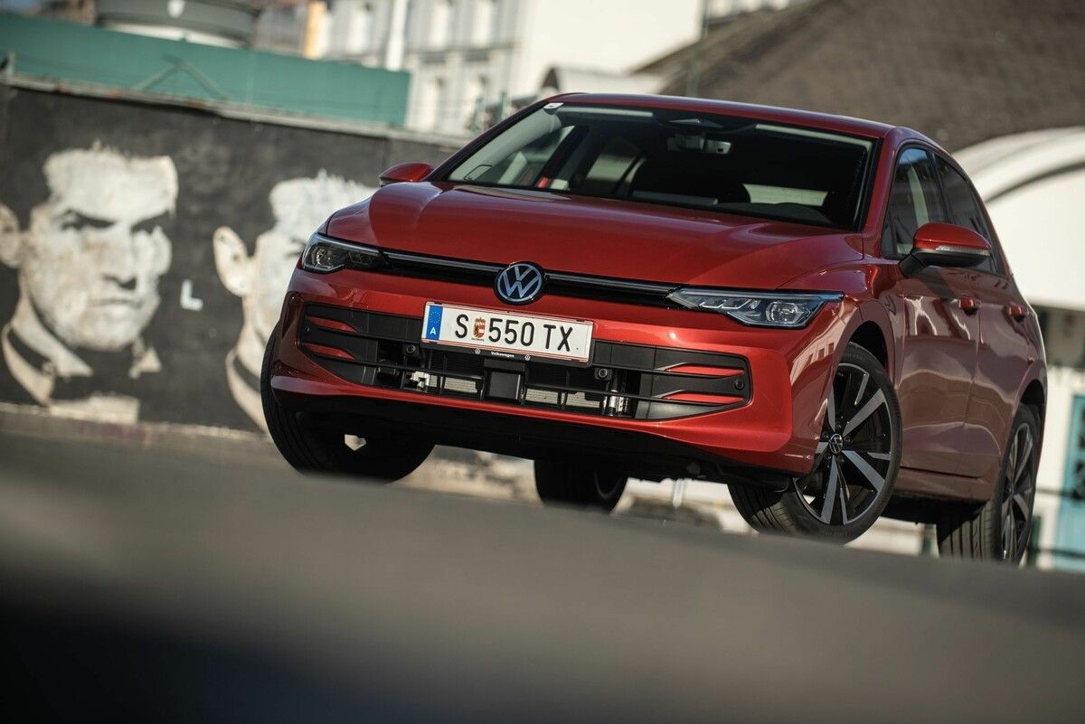 Die Falco Edition nimmt die Tradition der Golf-Sondermodelle mit Musikbezug aus den 90er-Jahren wieder auf. ⇒Werk