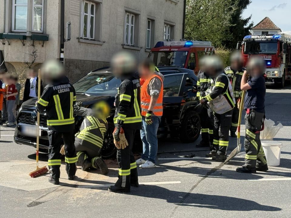 Die Kollision ereignete sich am Donnerstagnachmittag auf Höhe des Cafes Mangold in Lochau.⇒vlach