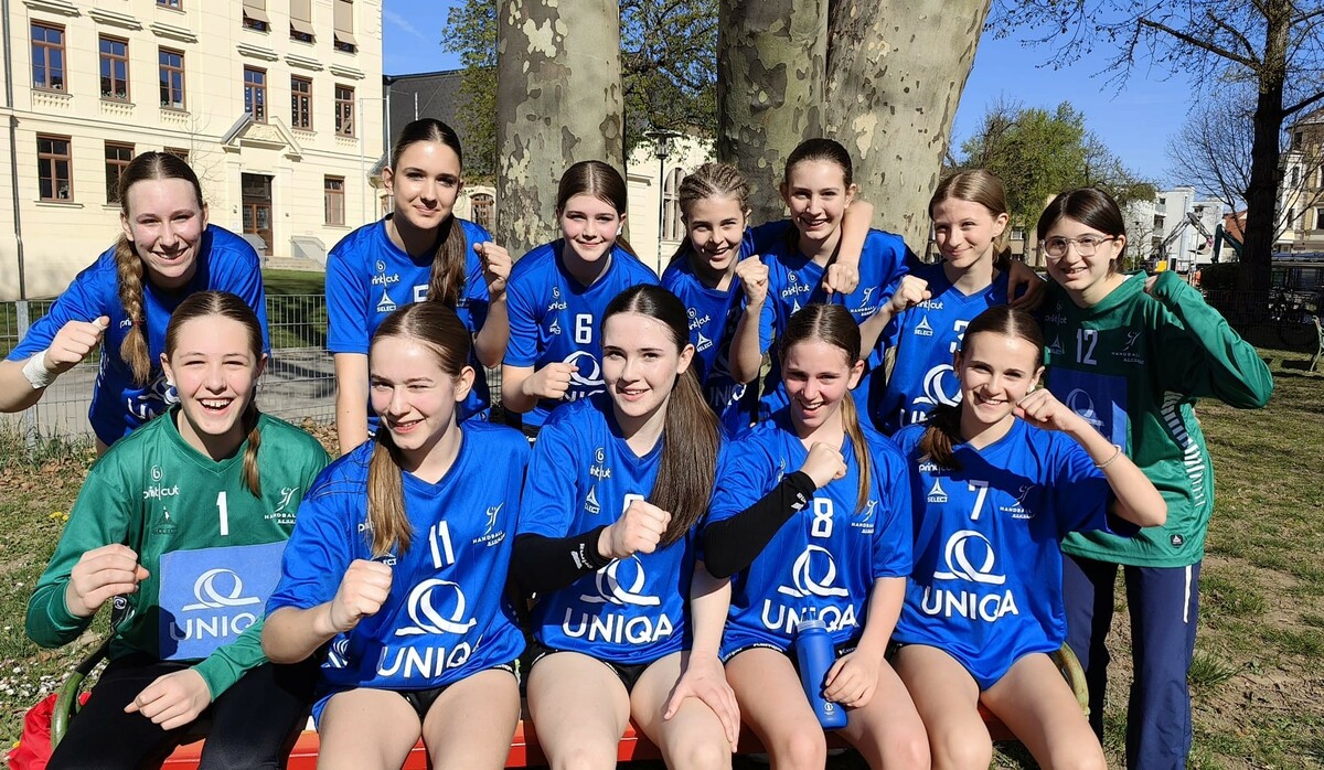 Die Mädchen des BRG/BORG Dornbirn-Schoren holten sich verdient die Bronzemedaille bei der Handball-Bundesmeisterschaft in Kärnten.⇒Privat