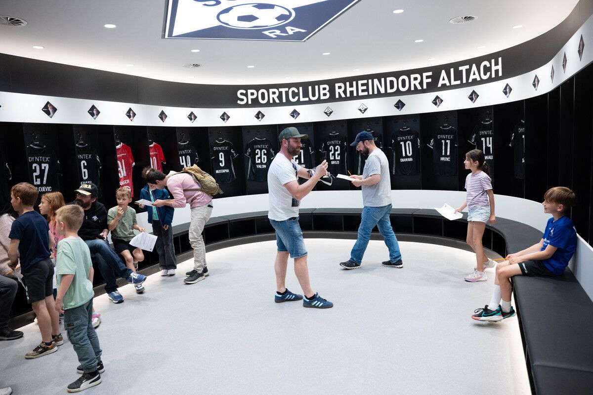 Die neue Spielerkabine war ein absoluter Hotspot unter den SCRA-Fans.