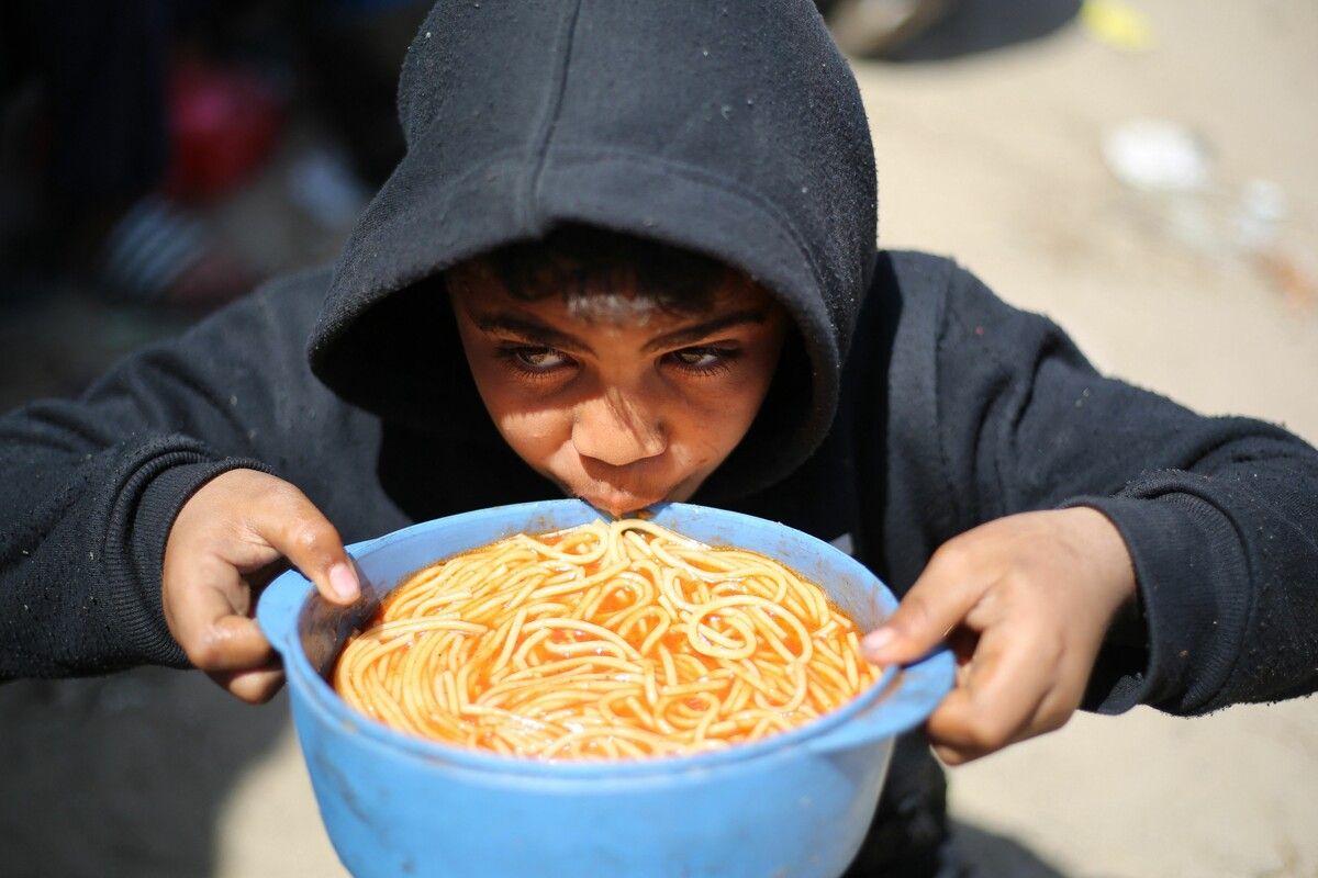 Ein palästinensischer Junge im Flüchtlingslager Nuseirat.
