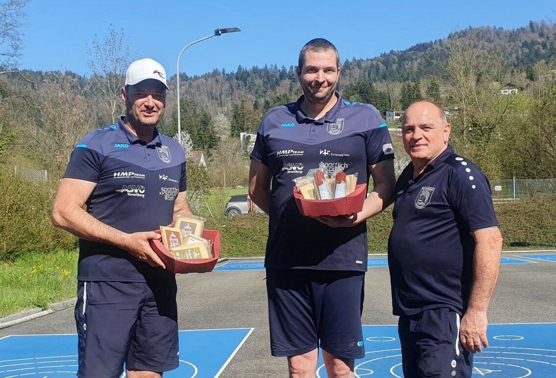 Erfolgreiche Stocksportler bei der Vereinsmeisterschaft des SV Lochau mit spannenden Bewerben im Einzel und Duo. ⇒SV Lochau Stocksport