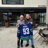 Trikot von Marco Rossi für guten Zweck zu ersteigern