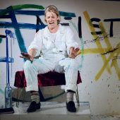 Bunte Wände, weiße Bärte und schwarzer Humor