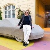 Gottfried Bechtolds Betonporsche steht nun auch in Wien. »D6