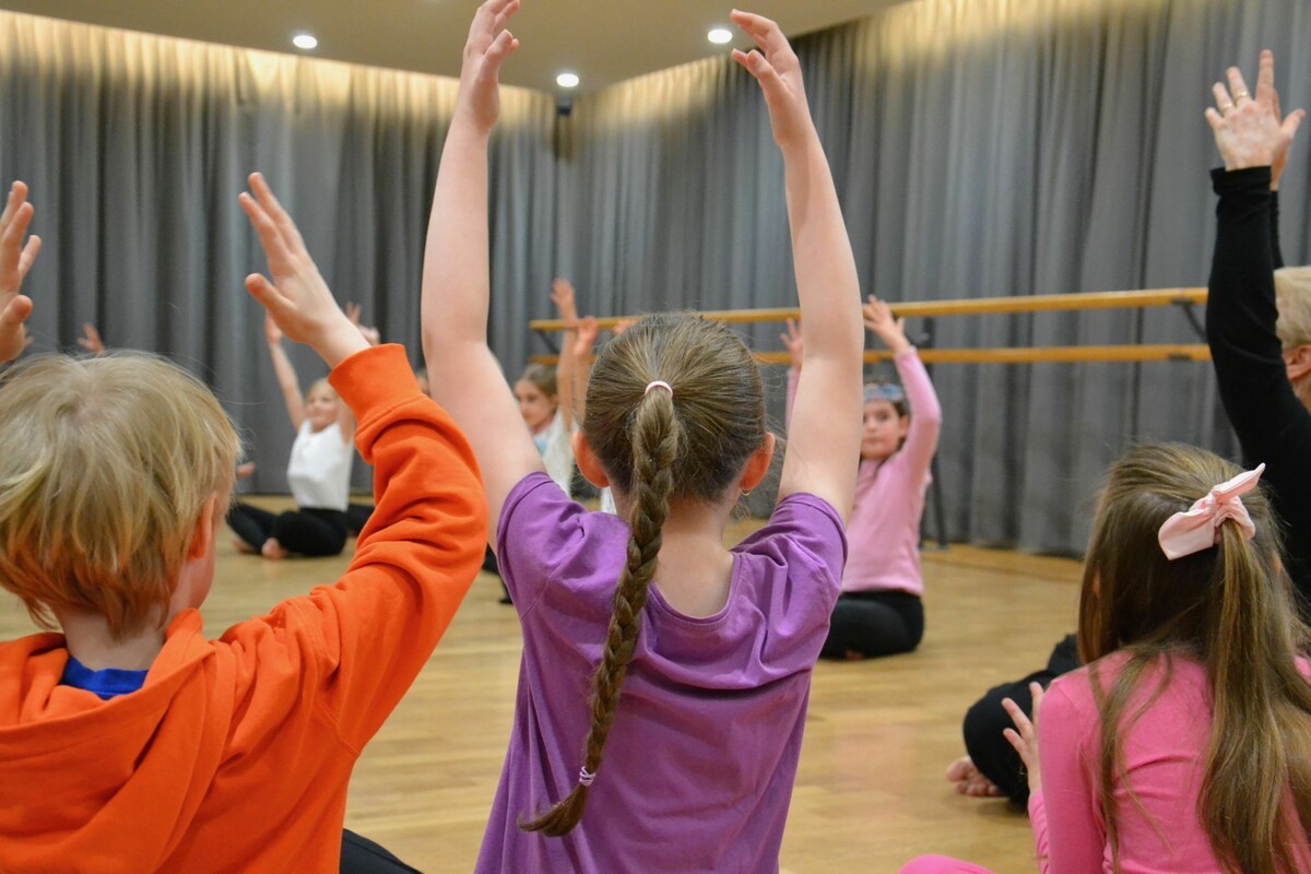 Tanz, Theater und Zirkus