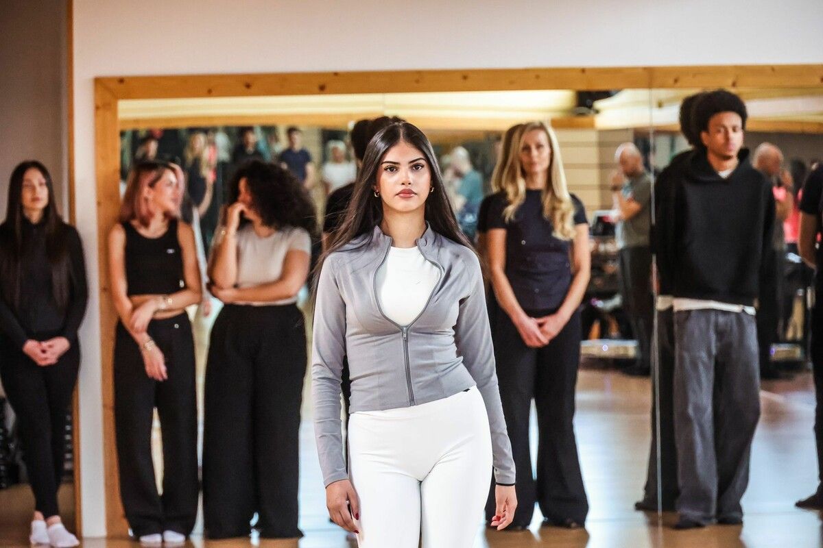 Für die „Model Me“-Finalisten wird es ernst. Im Hotel am Kaiserstrand werden sie erstmals Laufstegerfahrung sammeln. ⇒VN