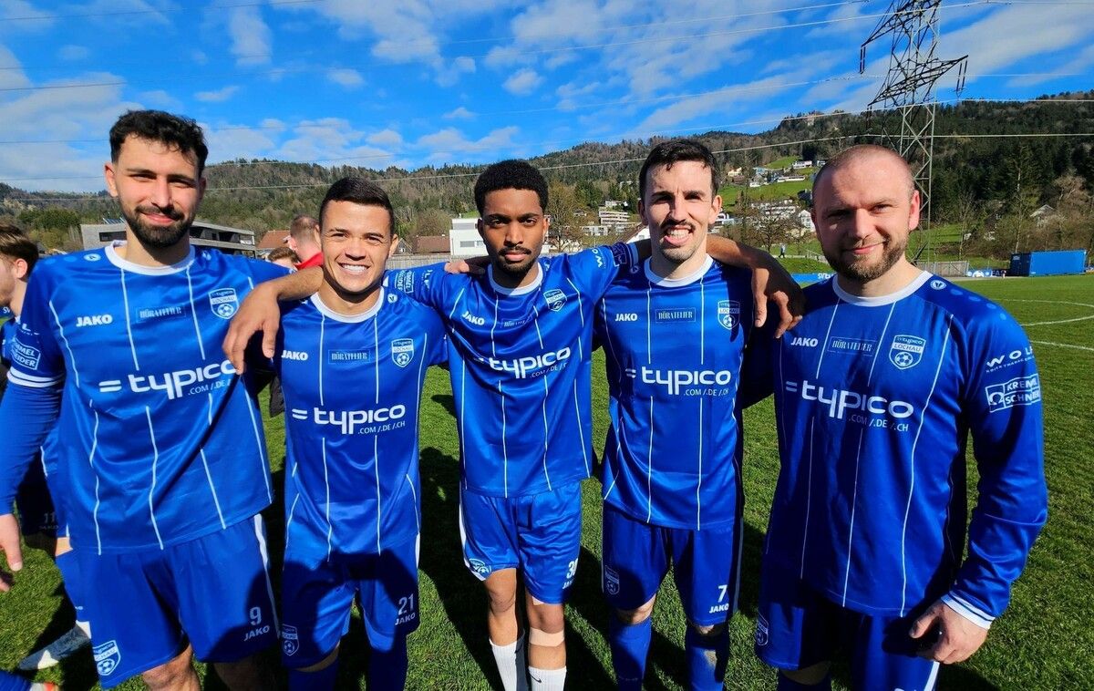 Groß war die Begeisterung beim SV typico Lochau über den tollen 1:0 Sieg im letzten VOL.AT-Eliteliga-Heimspiel gegen den FC Rotenberg. ⇒bms