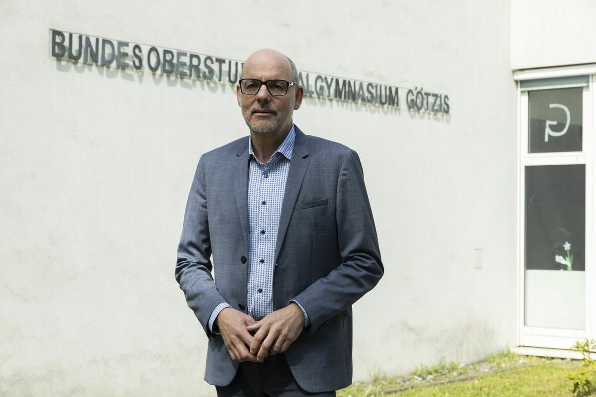 Im Bundesoberstufengymnasium Götzis freut sich Direktor Edgar Mayerhofer auf eine neue Herausforderung.⇒VN/Paulitsch