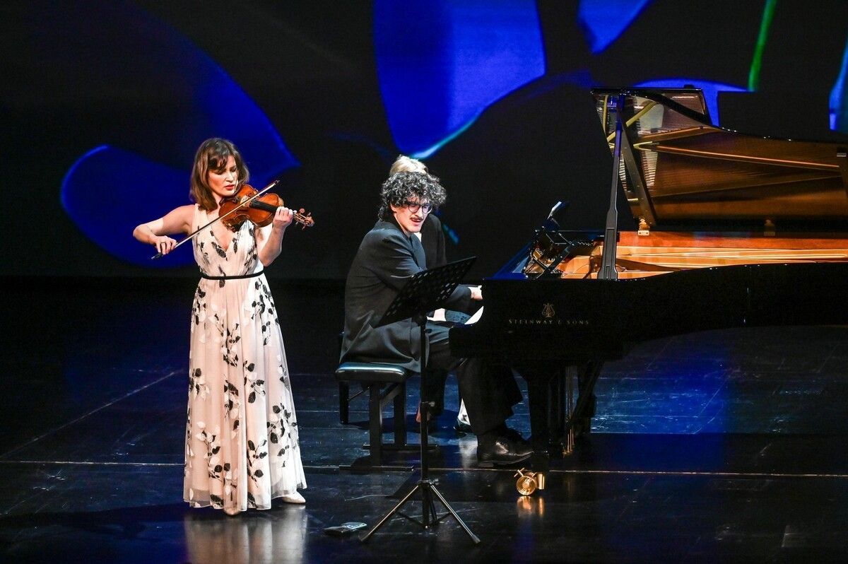 Im letzten Meisterkonzert der Saison überzeugten Lisa Batiashvili und Giorgi Gigashvili.⇒Udo Mittelberger