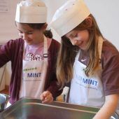 Roboter lernen und Gummibären wachsen