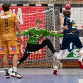 Rookie hext, Rekordmeister jubelt