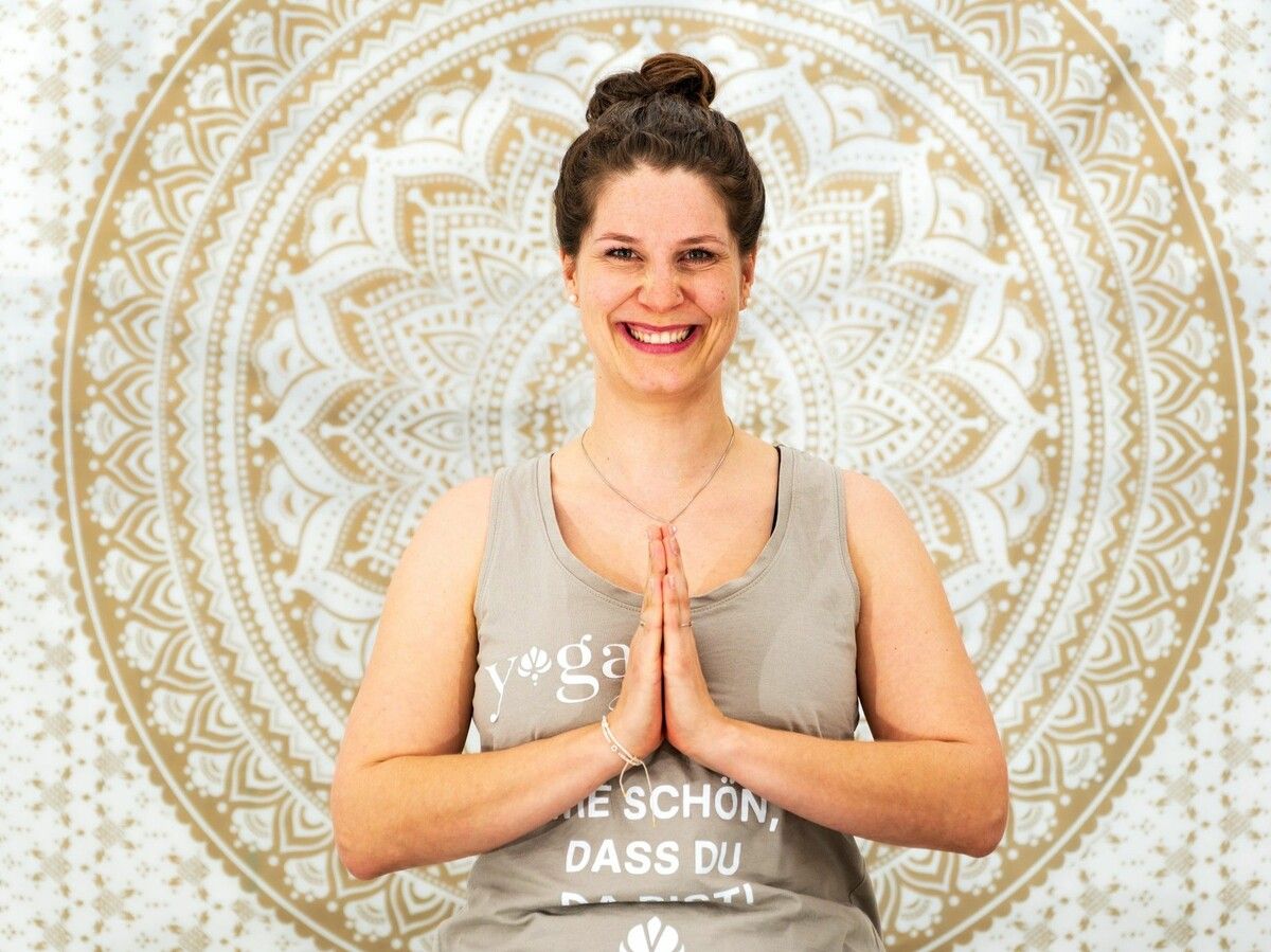 Julia Mayr schafft Räume - für ihre Kursteilnehmer, die sich selbst (wieder-) finden wollen, und für sich selbst.