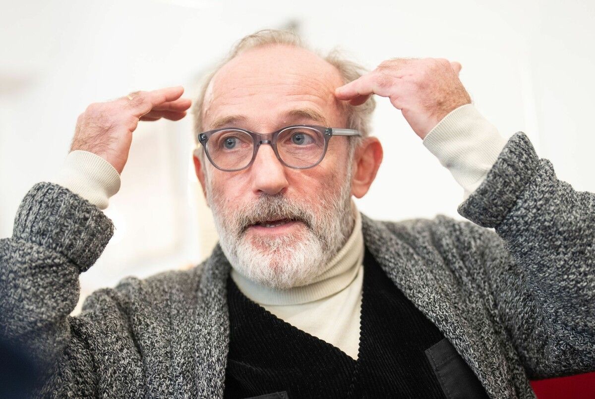 Karl Markovics zählt zu den profiliertesten Schauspielern Österreichs und war unter anderem als Hauptdarsteller des Oscar-prämierten Films „Die Fälscher“ zu sehen.