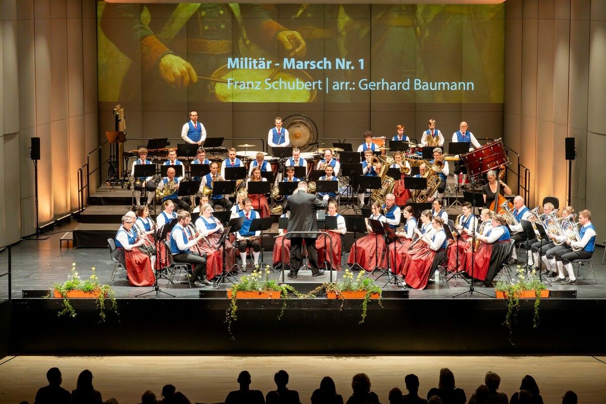 Klangvoller Abend: Der Musikverein Feldkirch Nofels begeisterte beim Frühjahrskonzert im Montforthaus.⇒ Musikverein Feldkirch Nofels