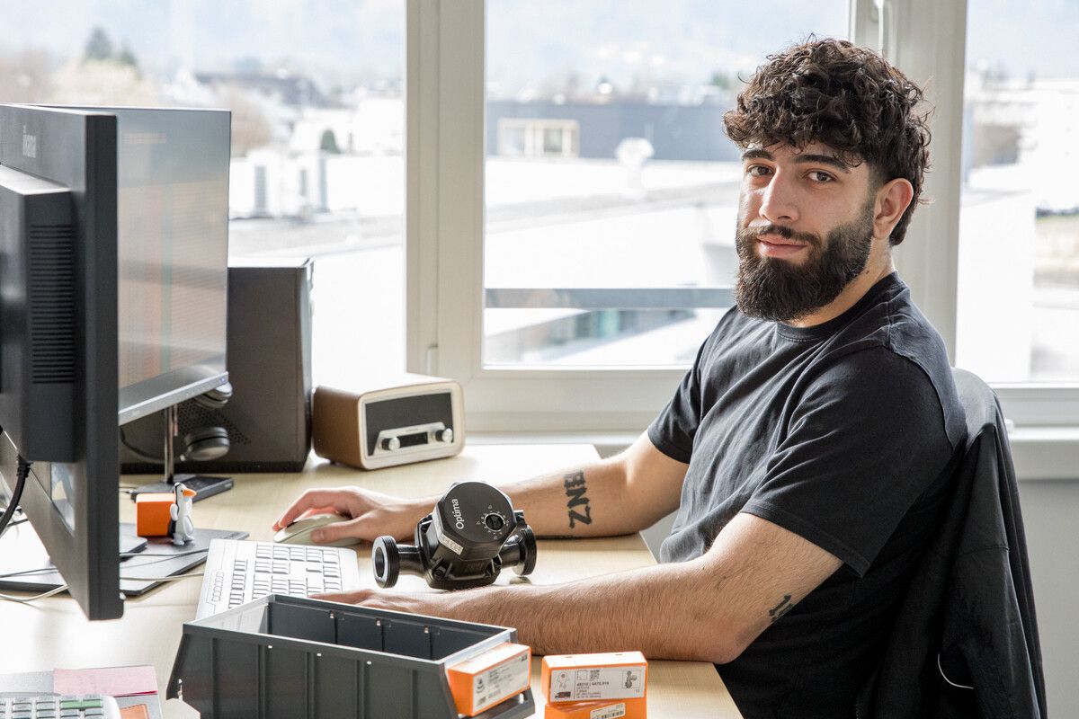 Koray Bayar: „Ein genauer und geduldiger Arbeitsstil sind wichtige Voraussetzungen für meinen Beruf.“⇒Inhaus/Weissengruber