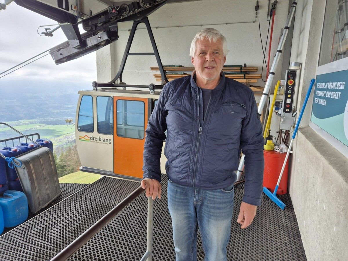Markus Kühne, Obmann der Seilweggenossenschaft Schnifis, will die Seilbahn so schnell nicht aufgeben, weiß aber auch, dass die Chancen auf Erhalt schlecht stehen. ⇒VN/JUN (3)