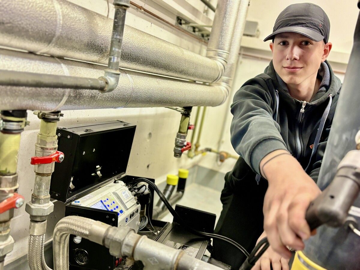 Oskar Elsäßer: „Durch die verschiedenen Aufgaben und die Kundenbesuche ist der Beruf enorm abwechslungsreich und vielseitig.“⇒LiV/Curin