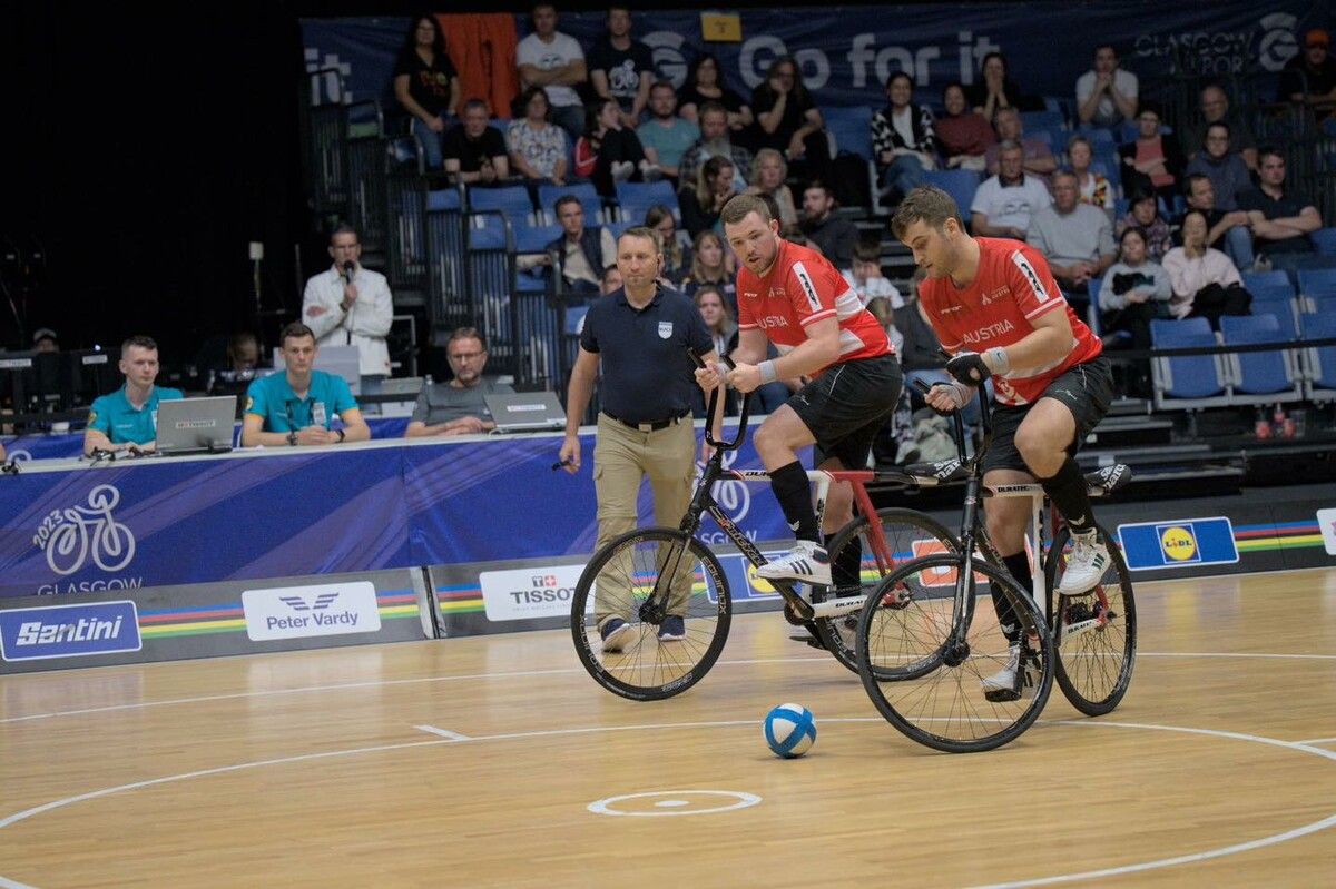 Patrick Schnetzer und Stefan Feurstein sind Titelverteidiger und erklärte Favoriten bei den Elite-Radballern. ⇒Privat
