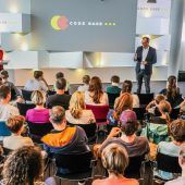 Code Base Camp bietet Jugendlichen ­einfachen Einstieg in Programmierung