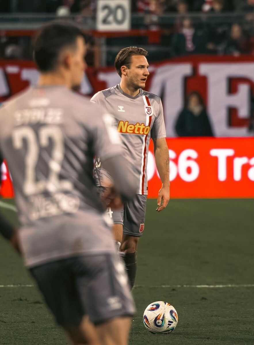 Regensburg-Kapitän Felix Strauss verbindet noch einiges mit Altach. ⇒Club